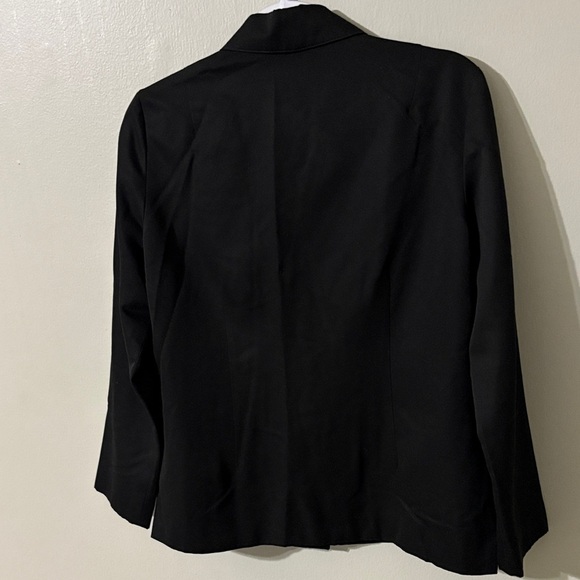 Liz Claiborne Elegant Black Suit Jacket - Picture 6 of 8